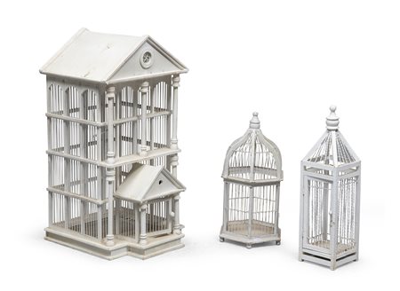 TRE GABBIE PER UCCELLINI A LACCA BIANCA