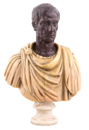 Bustino in marmi vari, inizio XIX secolo