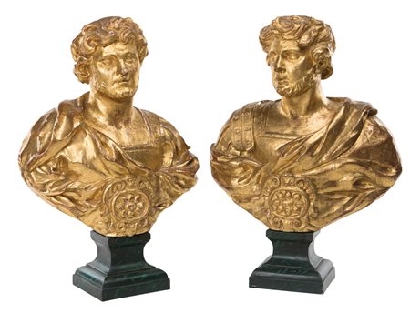 Coppia di busti in legno dorato, XVII secolo