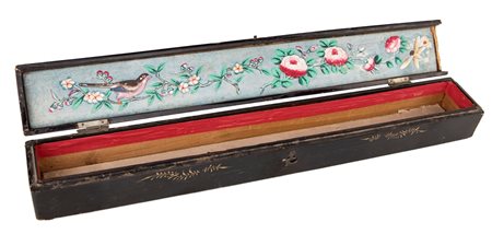 Scatola porta ventaglio in legno laccato nero, Giappone