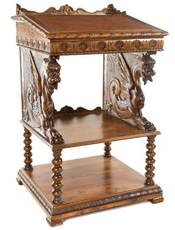 Scrivi in piedi in legno dolce, inizi XX secolo