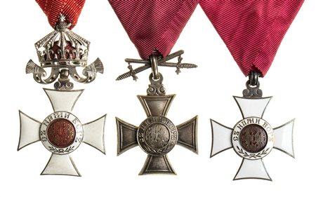 BULGARIA, REGNO - LOTTO DI TRE  CROCI DELL’ORDINE DI S. ALESSANDRO, IV, V, VI CLASSE