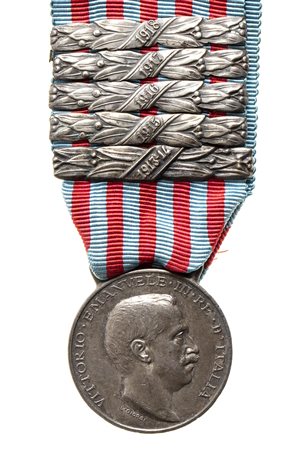 ITALIA, REGNO - MEDAGLIA CAMPAGNA DI LIBIA CON CINQUE BARRETTE