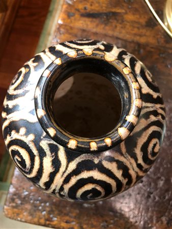 A rare Jizhou 'Guri' style vase