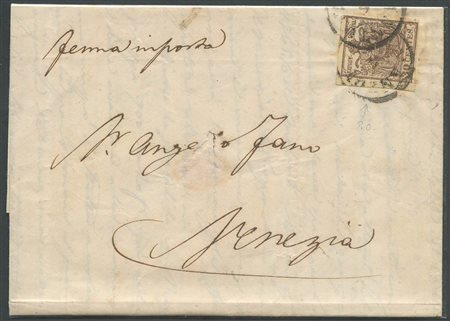 1850, Lettera da Milano per Venezia affrancata per 30c. (Primo Porto per la II° distanza Austriaca) tramite un 30c. N.8 con interessante piega originale di carta centrale. (A+) (Cat.160++)