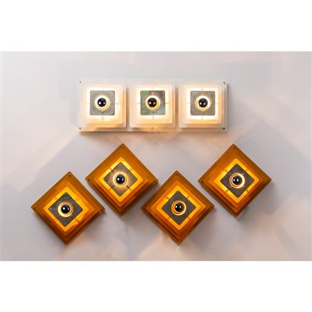 PRODUZIONE ITALIANA 1970 ca., Cinque lampade da parete