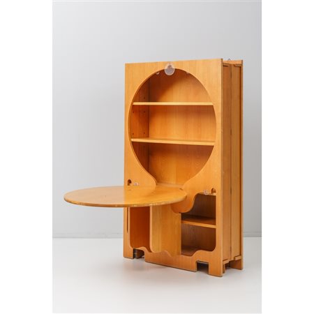 MOBILIFICIO CANTU’, Mobile-credenza antropomorfa