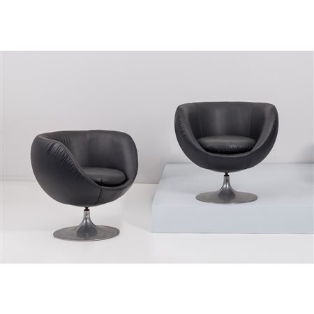 PRODUZIONE ITALIANA 1970 ca., Coppia di poltrone girevoli