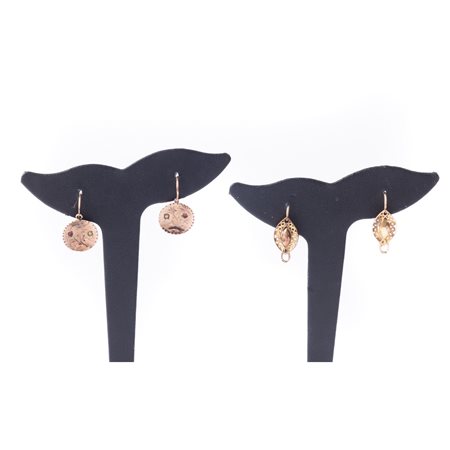 DUE COPPIE DI ORECCHINI in oro basso titolo