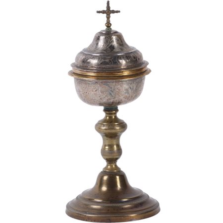 PISSIDE in argento cesellato