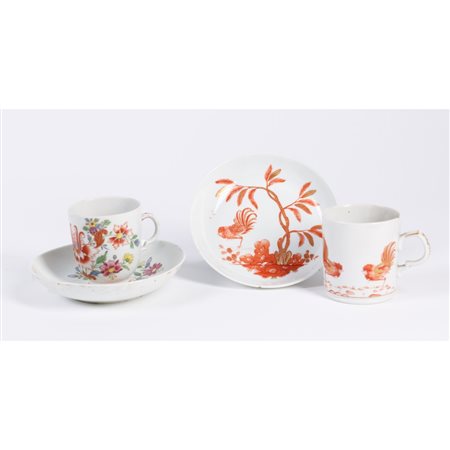 DUE TAZZINE con piattini in porcellana Ginori