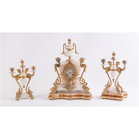 TRITTICO Impero composto da orologio e due candelabri