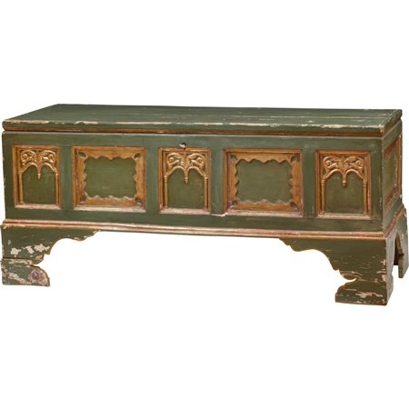 CASSAPANCA in legno laccato nei toni del verde