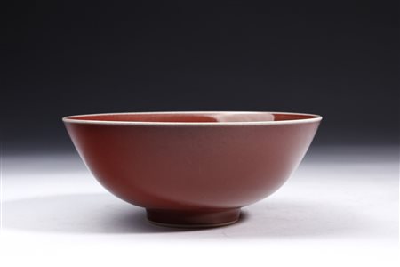  Arte Cinese - Ciotola in porcellana monocroma rossa
Cina, XX secolo .