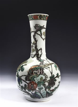  Arte Cinese - Vaso in porcellana famiglia verde
Cina,  tardo XIX secolo .