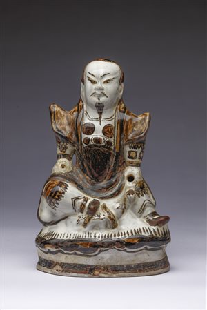  Arte Cinese - Figura in ceramica Cizhou raffigurante Guandì
Cina, dinastia Qing, XIX secolo.