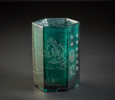 Arte Cinese - Porta pennelli in vetro di Pechino verde 
Cina, XIX secolo .