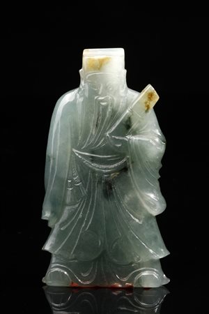  Arte Cinese - Intaglio in giadeite raffigurante un saggio 
Cina, XX secolo .
