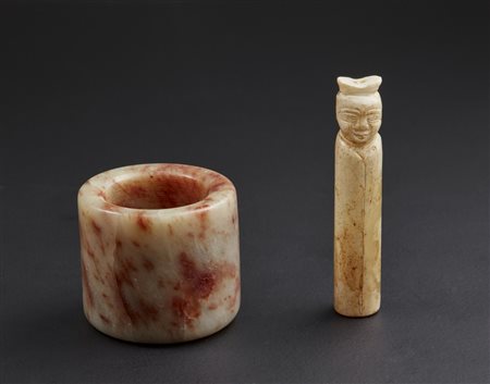  Arte Cinese - Due manufatti in giada.
Cina, dinastia Qing, XIX secolo .