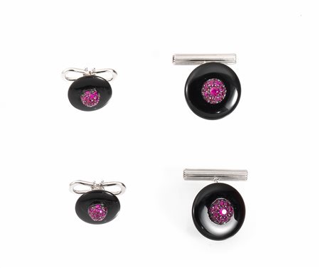 Set di gemelli e due bottoni da sparato, Margherita Burgener, in onice, oro...