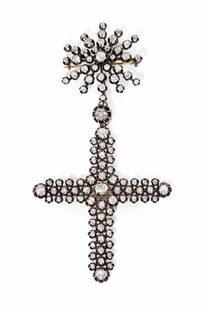 Grande spilla-pendente, sec. XIX, in argento foderato in oro a basso titolo e...