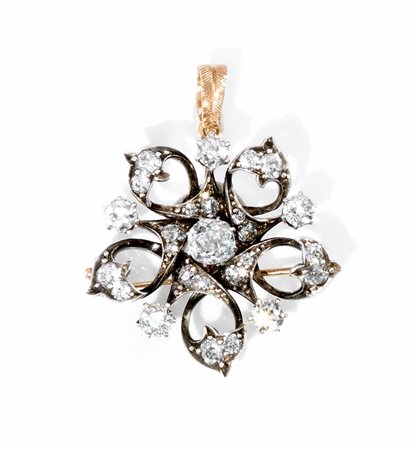 Spilla-pendente, fine sec. XIX, in argento, oro rosso e diamantimodellata...