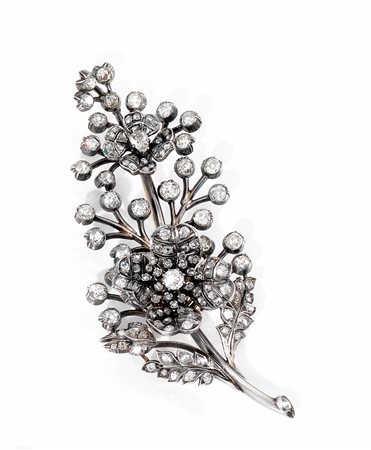 Spilla, fine sec. XIX, in oro rosa, argento e diamantimodellata come un...