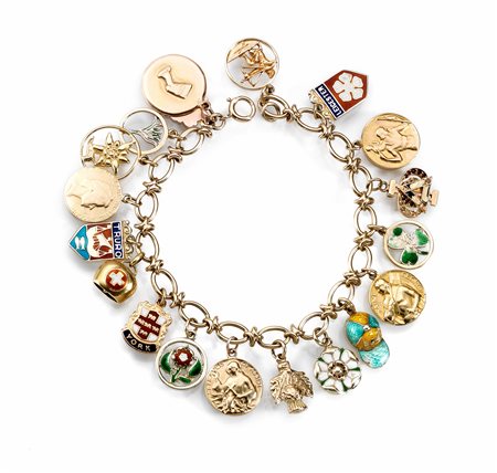 Bracciale con charms in oro 9 kt e smaltirealizzata ad una fila di maglie...