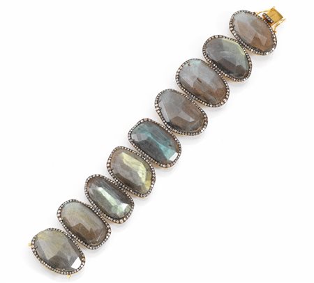 Bracciale in oro giallo, argento, labradorite e diamantirealizzato ad una...