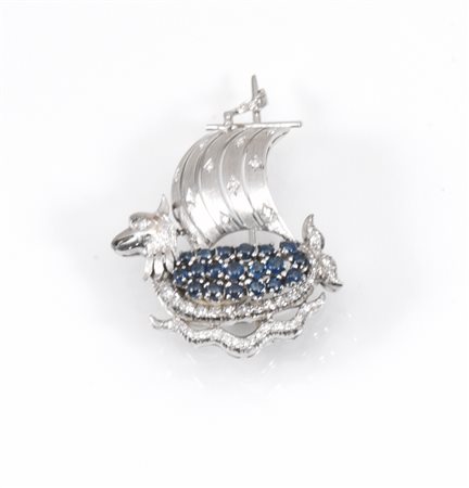 Spilla in oro bianco, zaffiri e diamantirealisticamente modellata come...