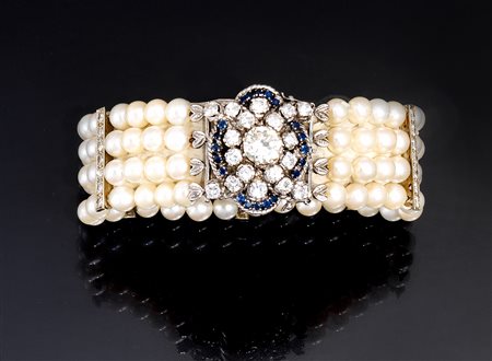 Bracciale in perle, diamanti e zaffirirealizzato a quattro file di perle diam...