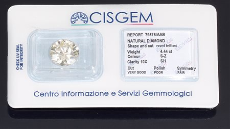 Diamante taglio brillante di ct 4,44colore S-Z purezza SI1. Il brillante,...