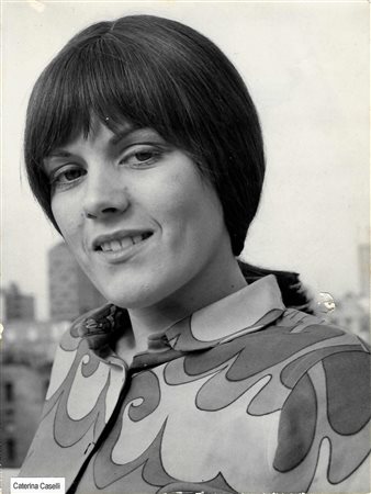 CATERINA CASELLI gelatina ai sali d'argento, cm 24x18 sul retro: timbro...