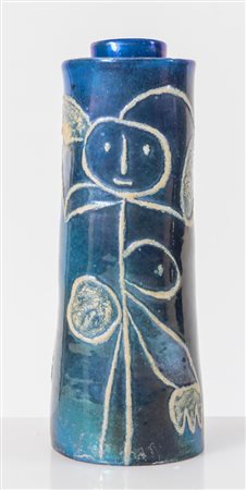 TRAMONTI Vaso in ceramica smaltata. Faenza, XX secolo. Cm 33xØ12,5. Sotto la...