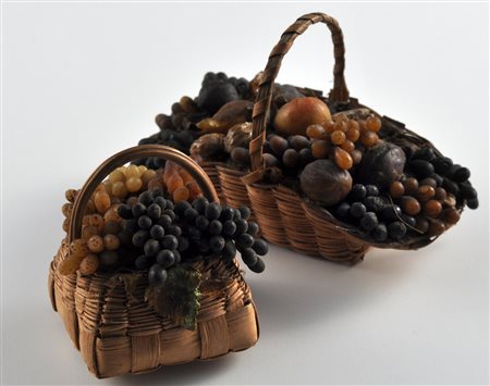 Cestini con frutta e verdura