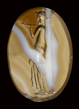 A large roman italic banded agate intaglio. Venus with a column.<br><br>2nd century B.C.