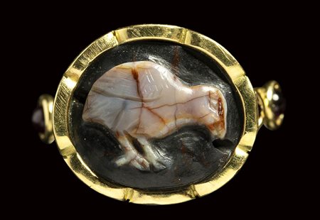 A rare agate cameo set in a modern gold ring. Partridge.<br><br>2nd - 3rd century A.D.