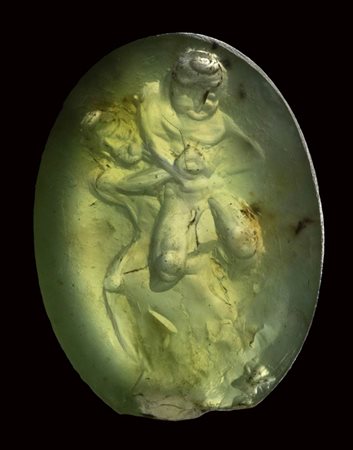 A rare roman green chalcedony intaglio. Hercules defeats Anteus.<br><br>1st - 2nd century A.D.