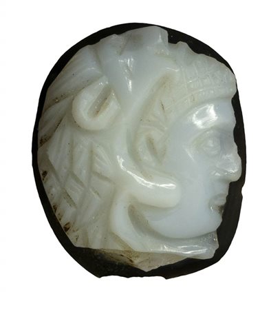 A roman onyx cameo. Head of  Alexander the Great. <br><br>3rd century A.D.