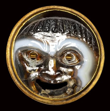 A fine roman sardonyx "Murrina" cameo  set in a gold brooch. Mask. 1st century A.D. - 1st century B.C. (mounting 18th - 19th century). 