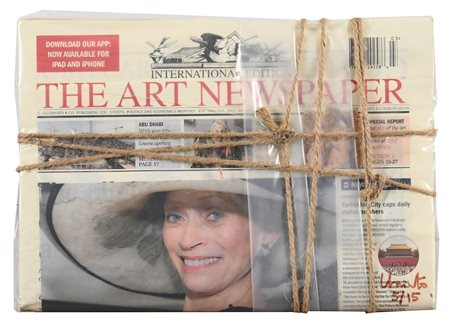Christo, Christo Wrapped Art Newspaper, 2015