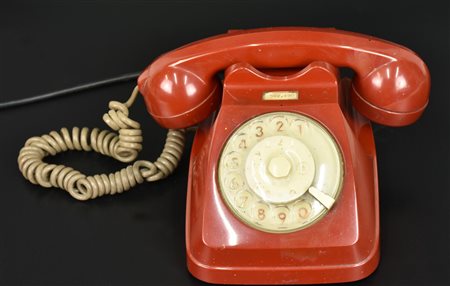 TELEFONO A DISCO telefono a disco marca Simens colore bordeaux Italia, 1962...