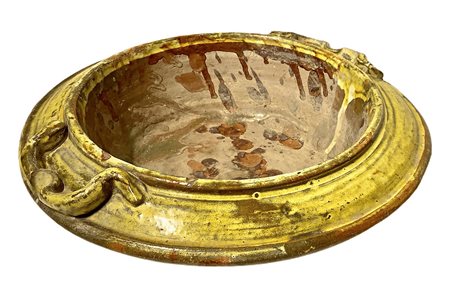 Braciere in maiolica di Caltagirone nei toni del giallo