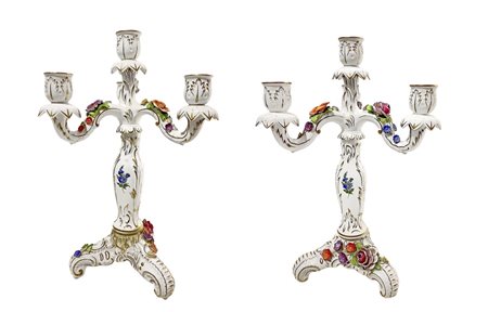 Coppia di candelieri a quattro luci