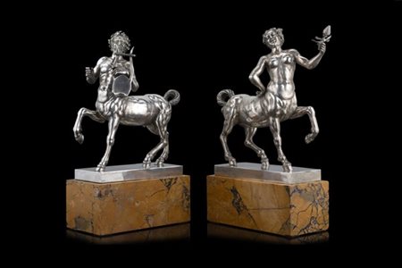 Luigi Avolio "Centauri" coppia di sculture in argento a tutto tondo. Titolo 800