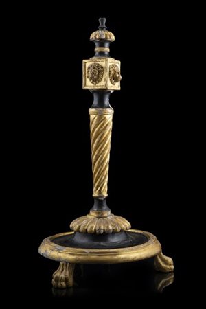 Lampada in legno laccato e dorato con sostegno a spirale, parte superiore a tes