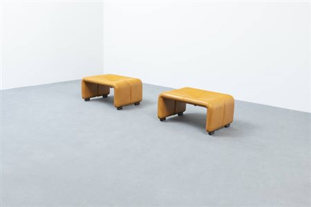 AFRA E TOBIA SCARPA<BR>Coppia di pouff mod. Coronado