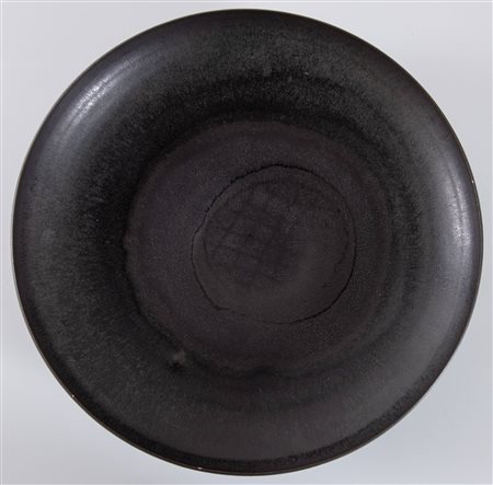 Carlo Zauli (Faenza 1926 - 2002), Piatto in grès.Firmato al retro Zauli, diametro cm 43