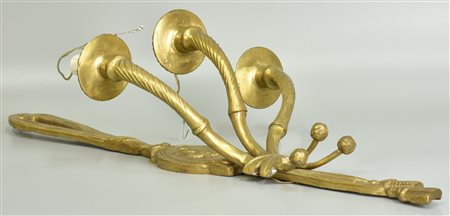 APPLIQUE IN BRONZO a tre fuochi, h cm 59