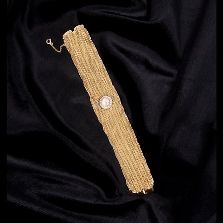 Bracciale in oro e diamanti con orologio Blancpain